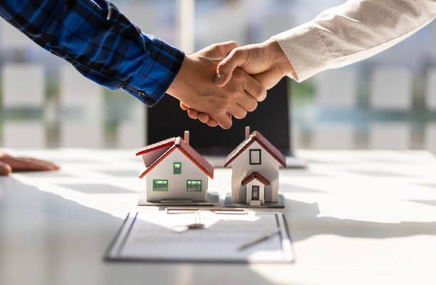 Depuis plusieurs années, la France durcit sa politique d’urbanisme. Les lotissements sont désormais dans le viseur. En effet,