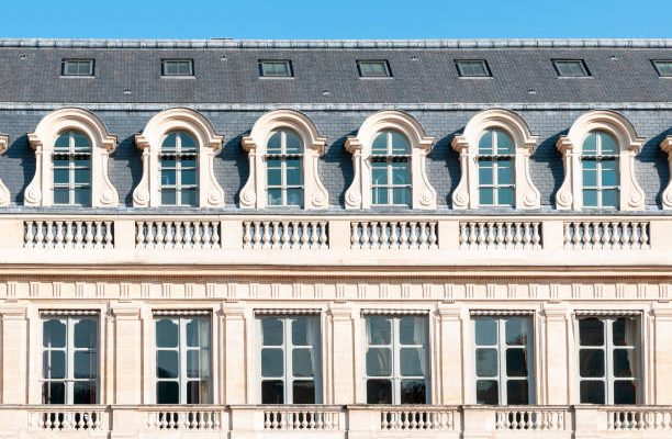 Investir dans l’immobilier est une démarche stratégique qui peut générer des revenus stables et valoriser votre patrimoine.